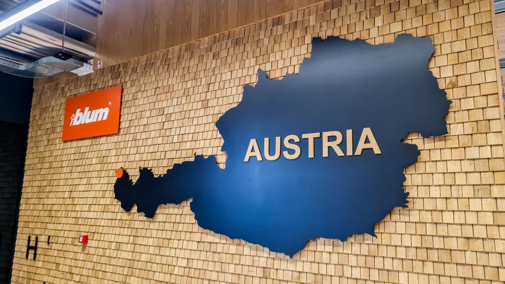 Blum okucia meblowe relacja blog foto 1