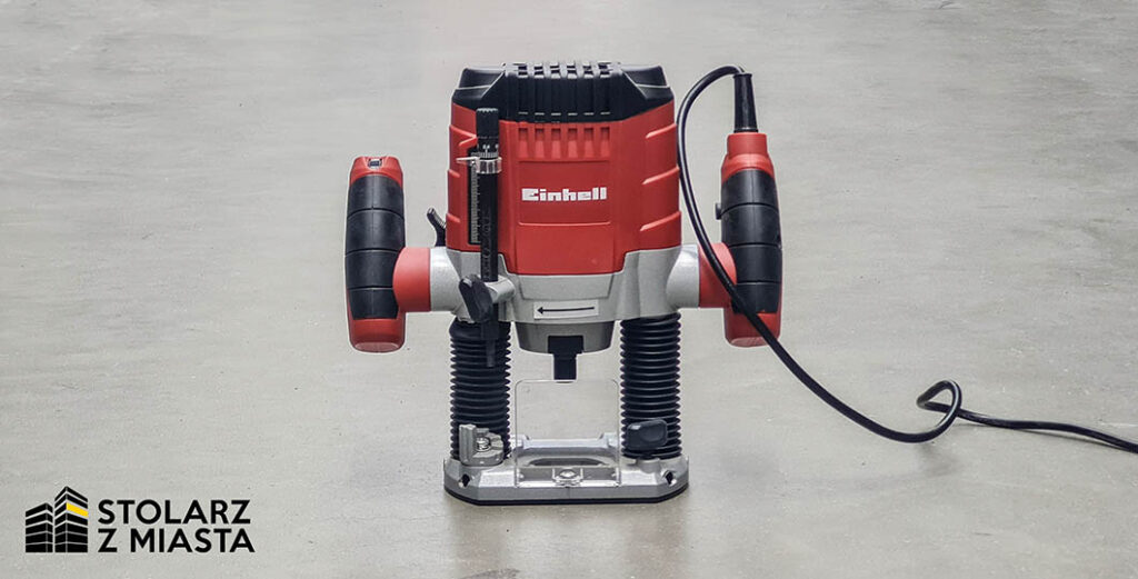 podstawowe wyposażenie stolarza - frezarka